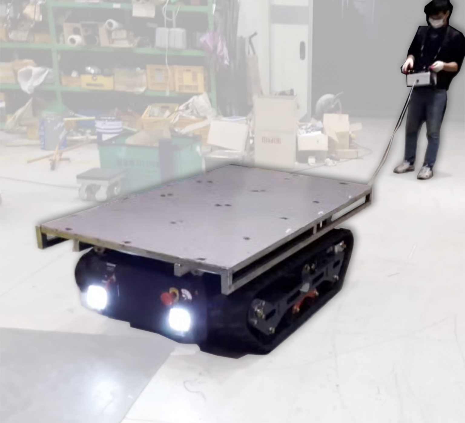Electric Tracked unit with Remote Control | emoveit