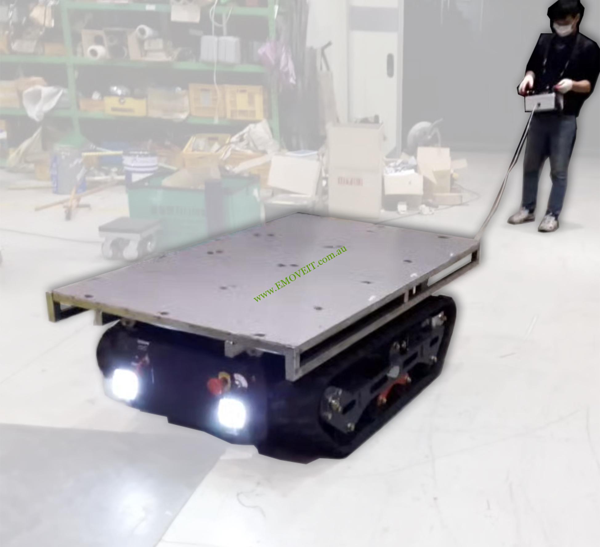 Electric Tracked unit with Remote Control - Image 3