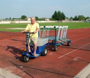 Zallys electric tow tractor designed for indoor and outdoor use